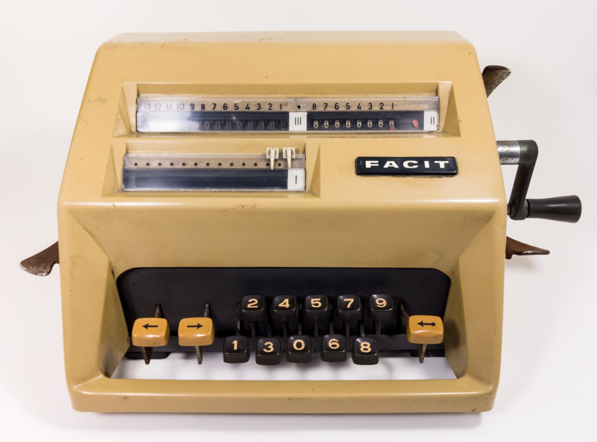 Calculadora Facit C1-13